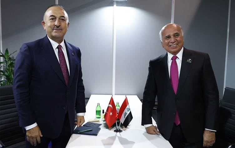 Fuad Husên û Çavusoglu li Sibiryayê civiyan