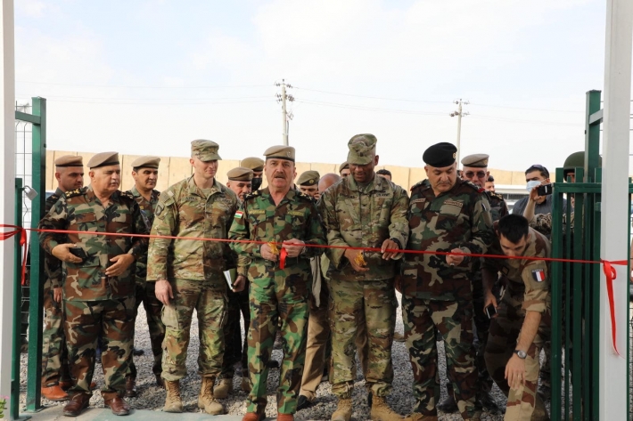 Amerîka Kampa Harîsê teslîmê Pêsmerge kir