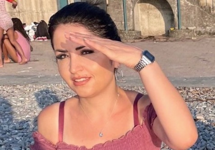 Çekdarên nenaskirî êrîsî mala çalakvana mafê mirovan kirin