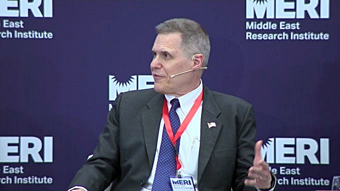 Tueller: Amerîkayê bi dehan rêyên cuda alîkariya Iraqê kiriye û pistevaniya xwe didomîne