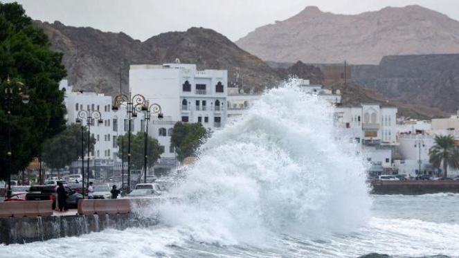 Li Ummanê di firtûna tropîkal de 6 kes mirin
