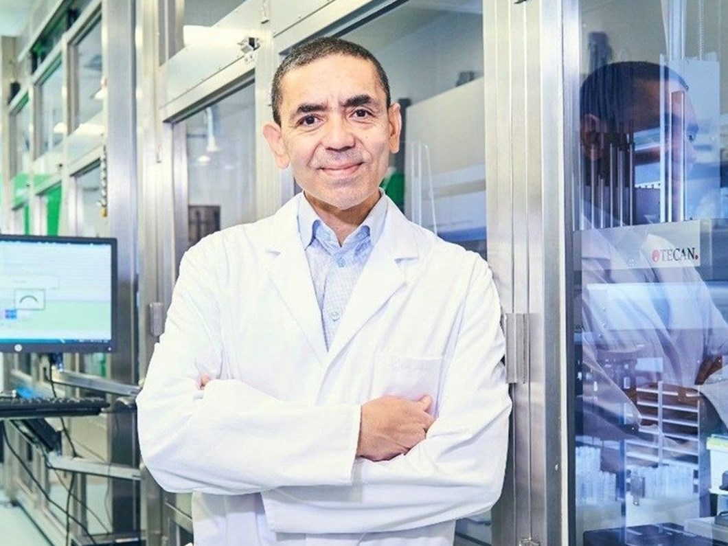 Prof. Dr. Ugur Sahin li ser varyanta omicronê axifî