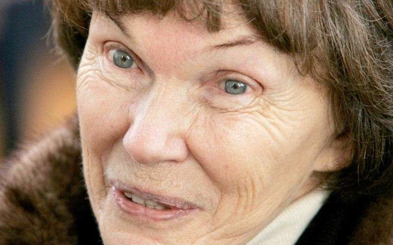 Bi besdariya kurê Danielle Mitterrand li Parlamentoya Kurdistanê merasîmek tê sazkirin