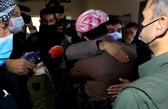 Mesrûr Barzanî serdana mala dayika “sêrejin” a her sê sehîdan kir