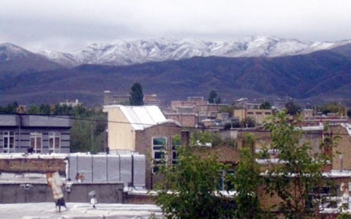 Urmiye | Pasdarên Îranê melayê ku sîxurtî qebûl nekir ji gund derxist