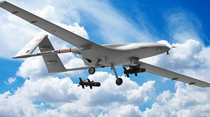 Tirkiyê li ser rêya Amûdê-Dirbêsiyê êrîsê otomobîlekî kir: Zarokekî kustin