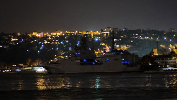 Kestiyên Rûsyayê yên ser di Buhira Îstenbolê de derbasî Derya Res bûn