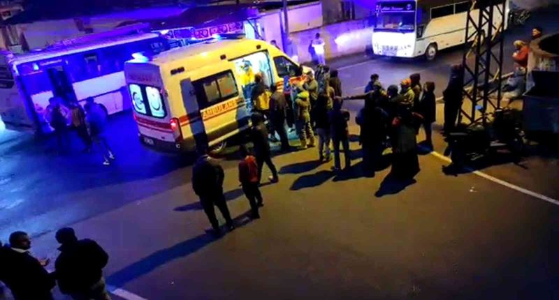 Mîdîbusa karkerên demsale hildigirt qeza kir: 5 birîndar
