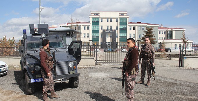 Li Qersê 15 kesên di berfê de asê mabûn hatin rizgarkirin