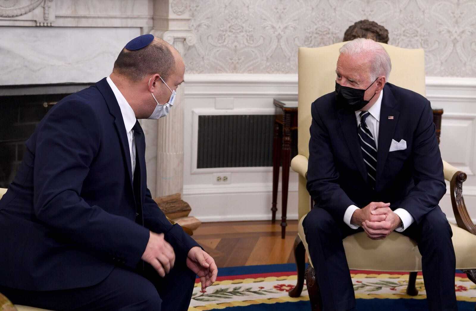 Biden û Serokwezîrê Îsraîlê li ser rawestandina bernameya navokî ya Îranê axivîn
