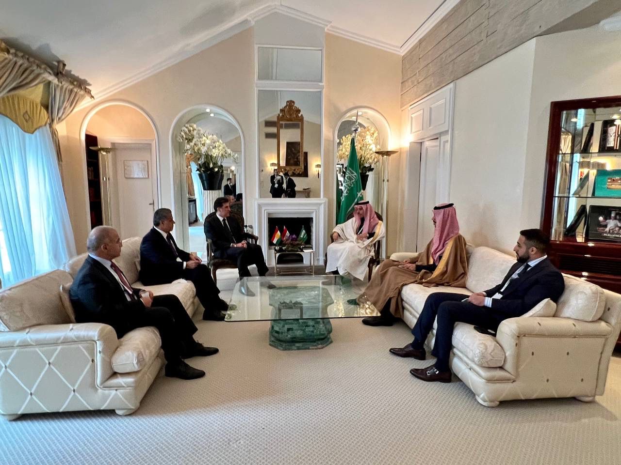 Nêçîrvan Barzanî bi Wezîrê Karên Derve yê Erebîstana Siudiyê re civiya