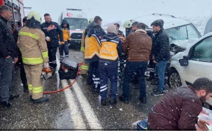 Li Buhira Hop ê qeza çêbû: 3 mirî û 8 birîndar