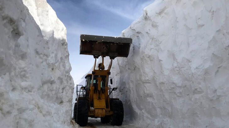 Rêvebirya taybet ya Mûsê bi berfê re ketiye belayê