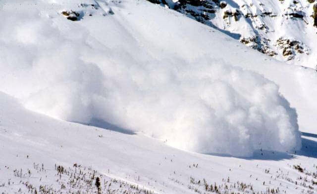 Li Bakurê Kurdistanê zêdetirî hezar rê hatin girtin û li 4 deveran jî bûyerên asîtê çêbûn