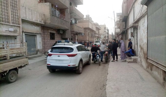 Li Qamislo teqîn 3 kes birîndar bûn