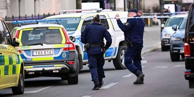 Xwendekarekî 18 salî du mamoste kustin