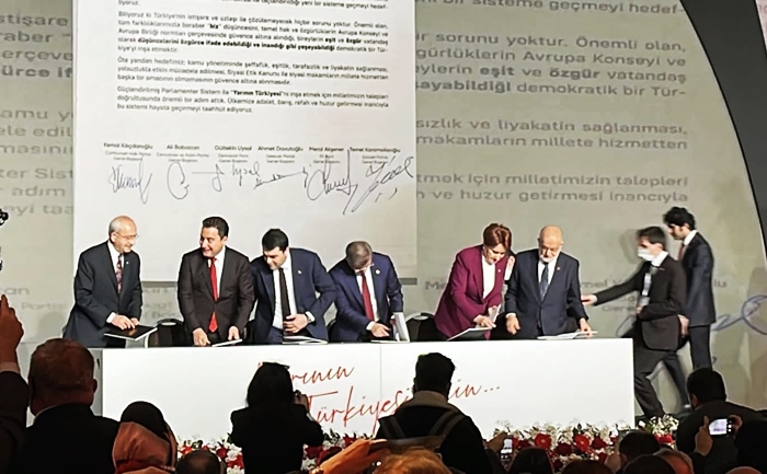 Serokên 6 partiyên opozîsyona Tirkiyê belgeya 'Sîstema Parlamentariya Bihêz' îmze kirin