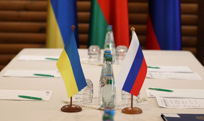 Danûstandinên bo bidawîkirina ser ên sandên Ukrayna-Rûsyayê rawestiyan