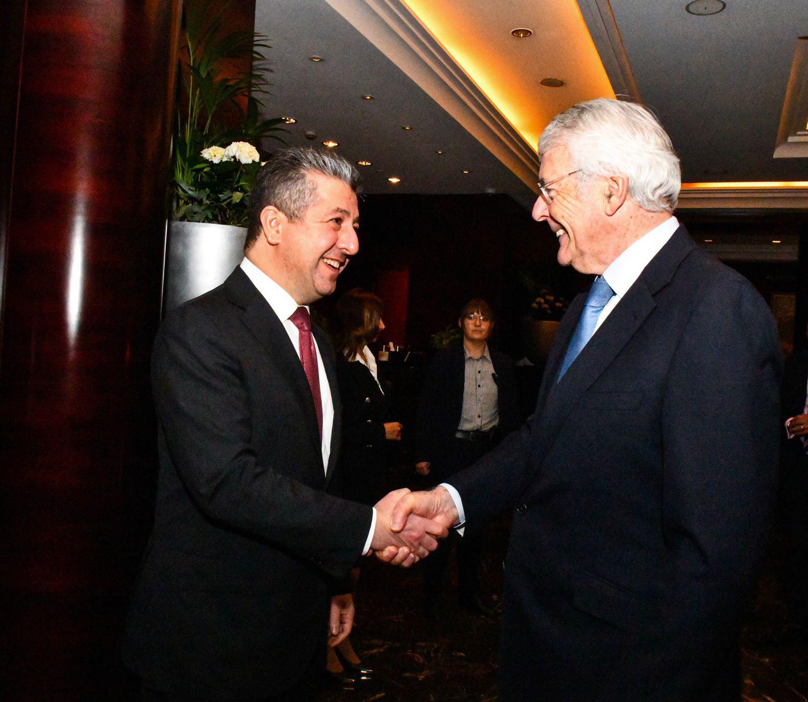 Mesrûr Barzanî bi serokwezîrê berê yê Îngîltere bi John Major re hevdîtin kir