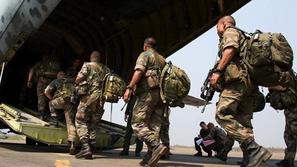 Malî peymanên bergiriyê yên bi Fransayê re betal kir