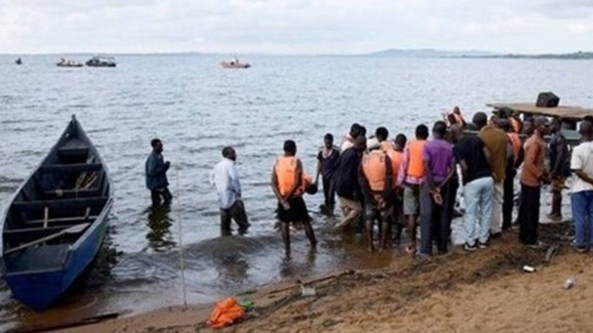 Leskerekî bi sîlih li teknê xist û 8 kesan kust