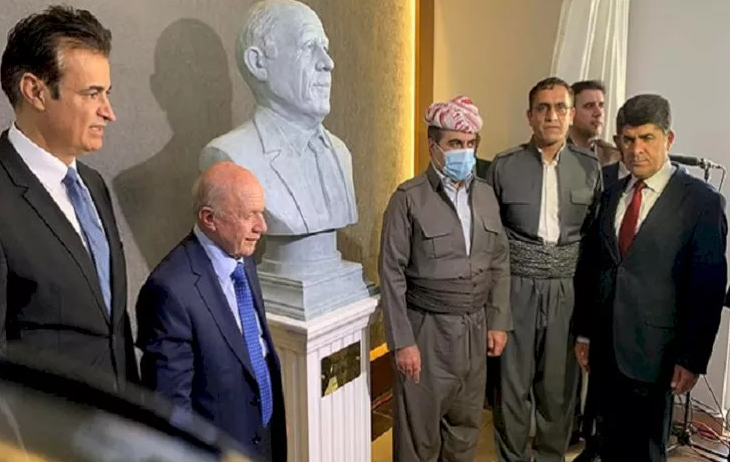 Li Soranê, merasîma rêzgirtina Îsmaîl Besîkçî tê rêvebirin