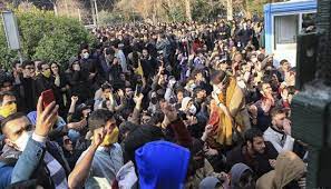 Li Îranê bihayê firotina tistan hat protestokirin: 22 kes binçavkirin