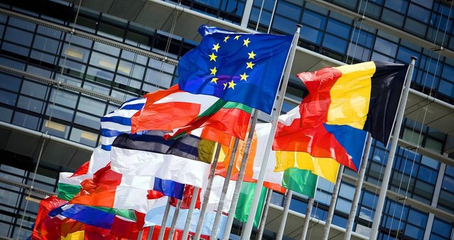 Yekîtiya Ewropa ji bo Qeter û Kuweytê heta 90 rojan serbestiya vîzeyê tîne