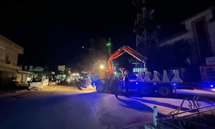 Baregehên rêjîma Sûriyê yên li Heseke û Qamislo ji aliyê HSDê ve hatin dorpêçkirin