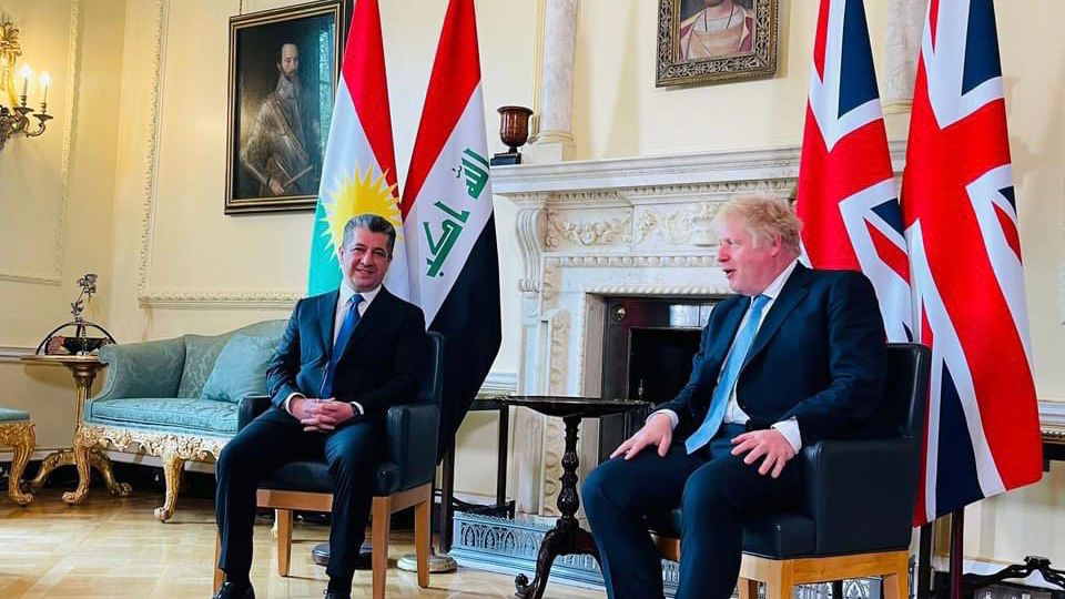 Serokwezîr Barzanî û Borîs Johnson civiyan