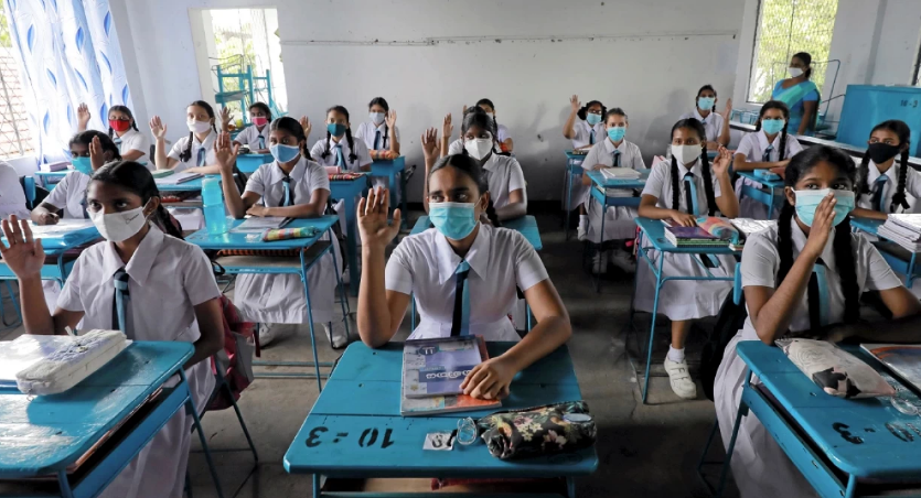 Li Sri Lankayê petrol qediya, hemû dibistan hatin girtin