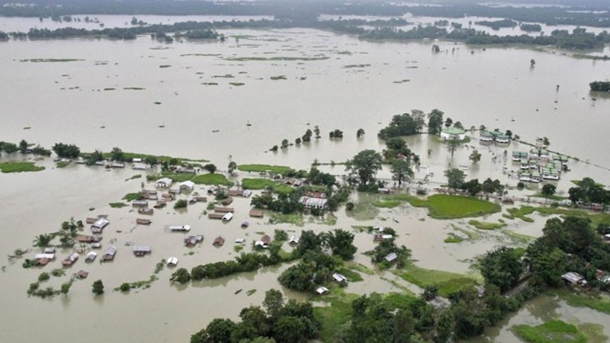 Li Hindistanê jimara kesên di lehiyê de mirin giha 32 kesan