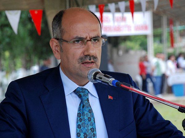 Wezîr Kirisçi: Bi îzna Xwedê wê krîza genim li welat çênebe