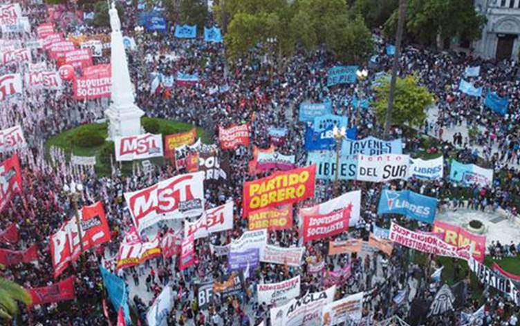 Gelê Arjantînê jî li hember krîza aborî û siyaseta desthilatê serî hilda