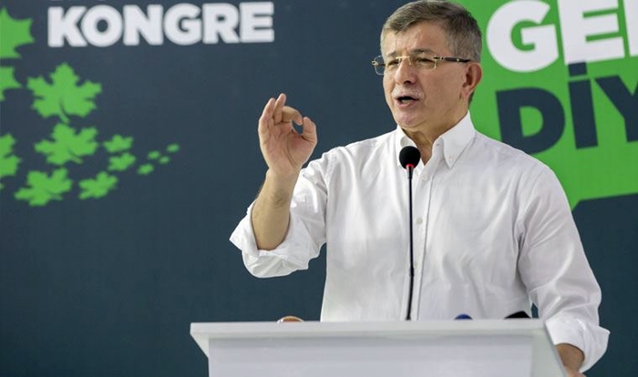 Li Diyarbekirê bi besdariya Davutoglu civîna ‘Pirsa Kurd’ tê lidarxistin