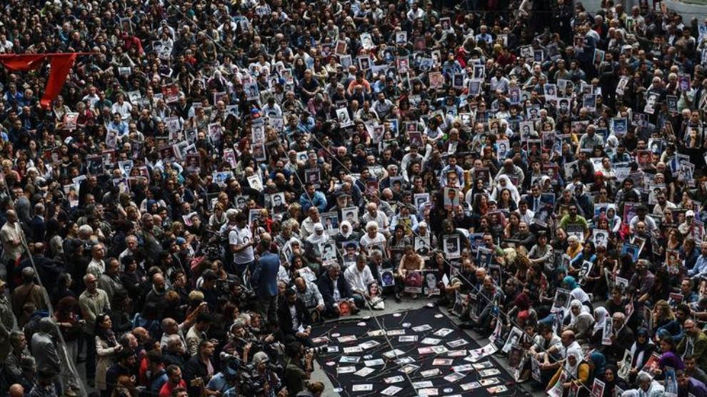 Polîsên Tirkiyê rê nedan Dayikên Semiyê çalakiya hefteya 900emîn li dar bixin