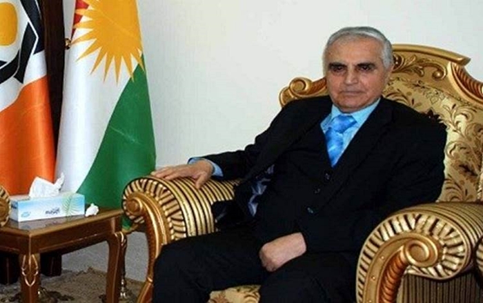 Kurê Pêsewa Qazî Mihemed, Elî Qazî koça dawî kir