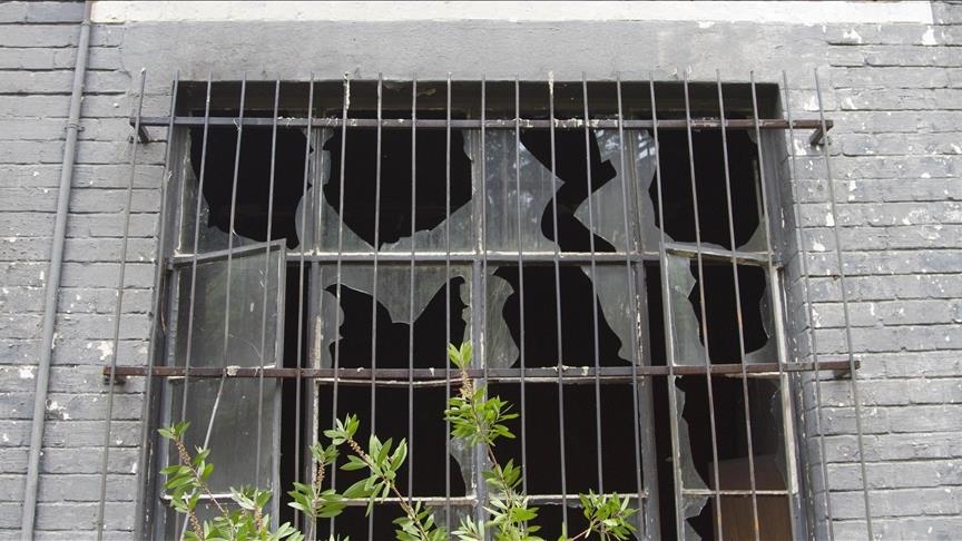 Di êrîsa ser girtîgehê de bi qasî 900 girtî reviyan