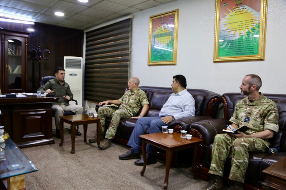 Wê desteka Îngîltere ji bo Pêsmerge dewam bike