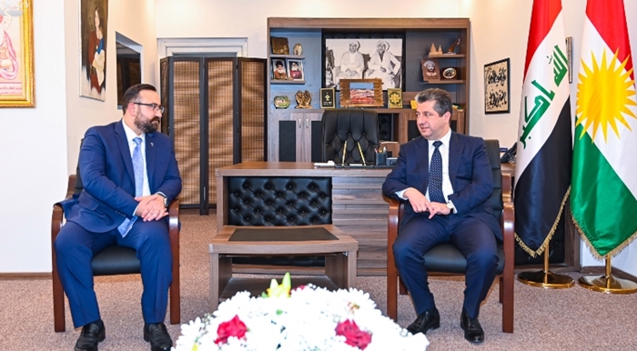 Serokwezîr Barzanî serdana Wezareta Veguhestin û Gihandinê kir