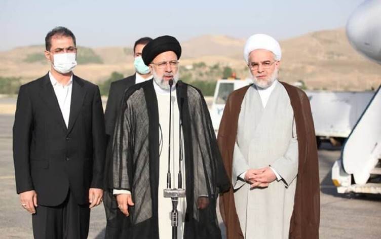 Reîsî serdana bajarê Rojhilatê Kurdistanê kir