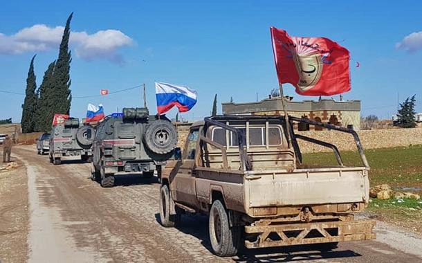 Ji Rûsyayê soza bo HSDê: Li dijî Tirkiyê berxwe bidin, em ê ji bo rizgarkirina Serê Kaniyê û Girê Spî alîkariyê bidin!