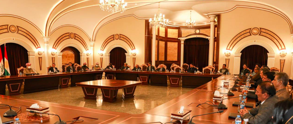 Serok Mesûd Barzanî rewsenbîrên Rojhilatê Kurdistanê re civiya