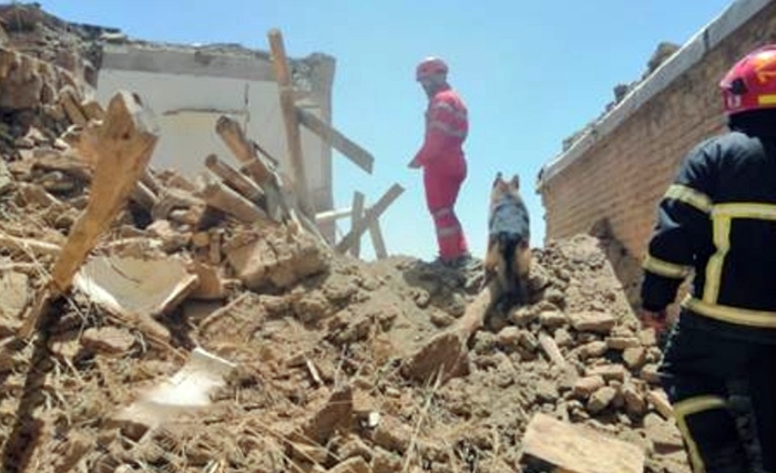 Rojhilat | Li Sine avahiyek hilwesiya: 6 kes di bin de man