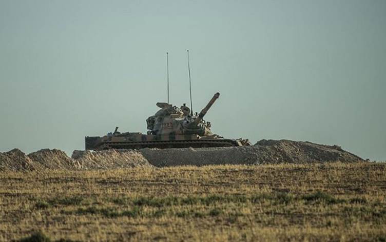 Baregeha artêsa Tirkiyê ya Basikayê rastî êrîseke mosekî hat