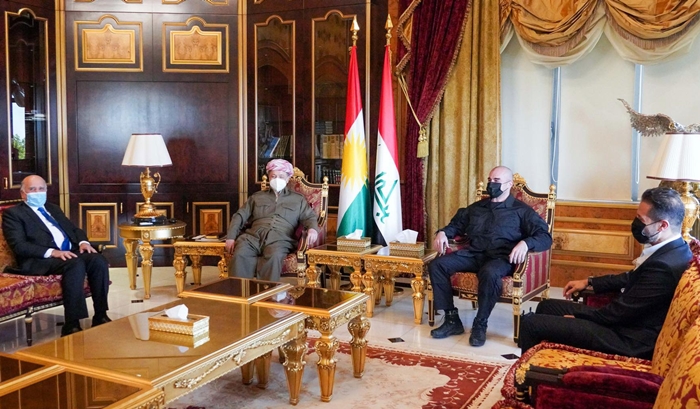 Serok Barzanî bi Bafil û Qubad Talebanî re civiya