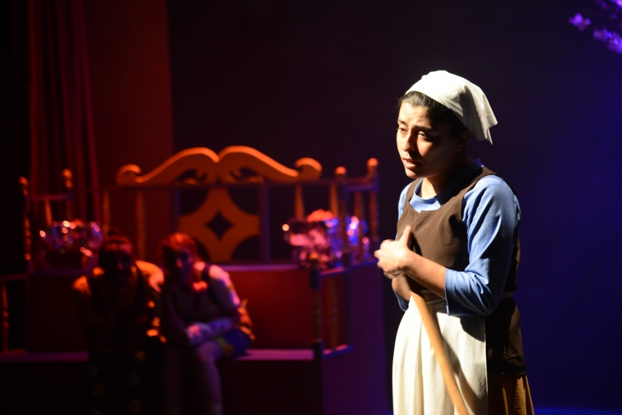 Li Diyarbekirê dewre ya sano û dramayê ya lezgîn vedibe