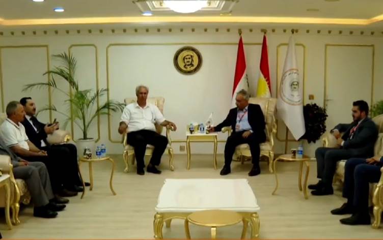 Hewlêr |  Sandeke ENKSÊ bi Serokê Dezgeha Xêrxwazî ya Barzanî e civiya