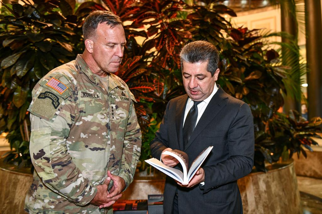 Fermandarê CENTCOM ê seredana Mesrûr Barzanî kir û rola Pêsmerge bilind nirxand