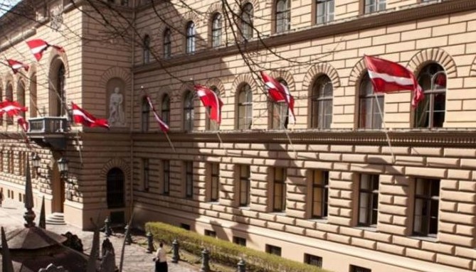 Biryara Parlamentoya Letonyayê ji aliyê Rûsyayê ve hat sermezarkirin